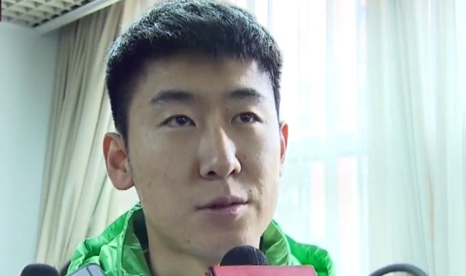 两个人一个且